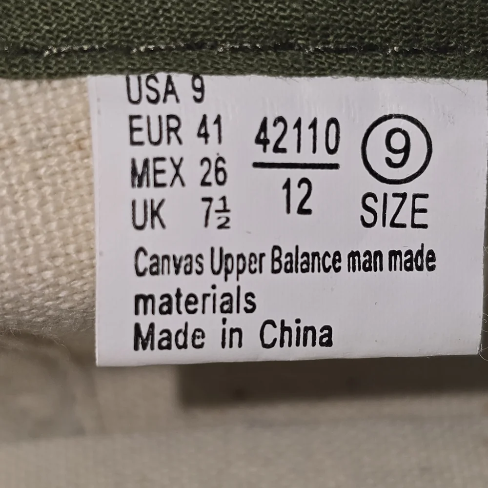 LOWER EAST SIDE OLIVE GREEN AND BROWN ARGYLE SLIP ON SNEAKERS PREPPY 9